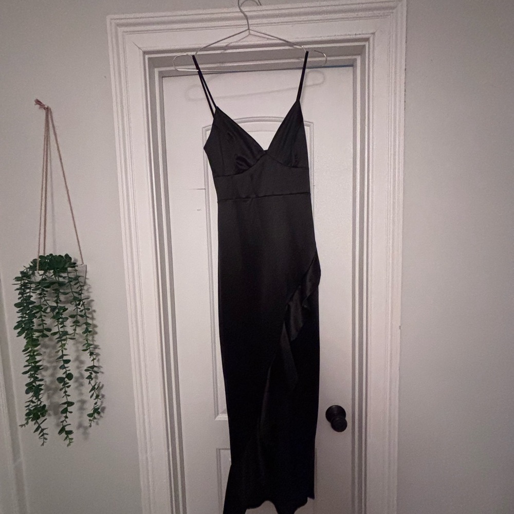 Chic Asymmetrical Black Dress